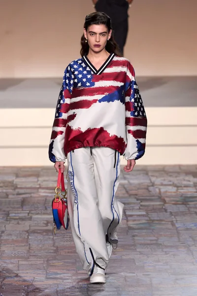 Look 23